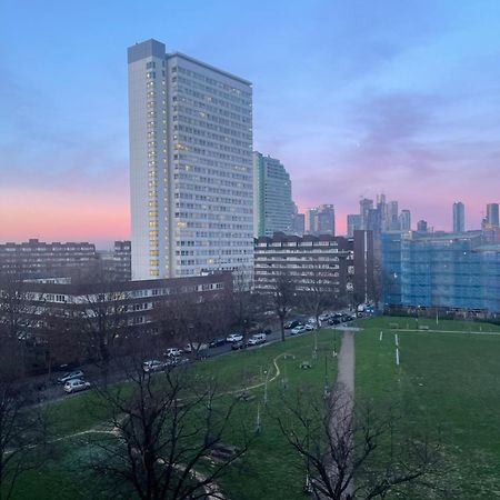 Immaculate 2Bed Apartment In London- City Views Eksteriør billede
