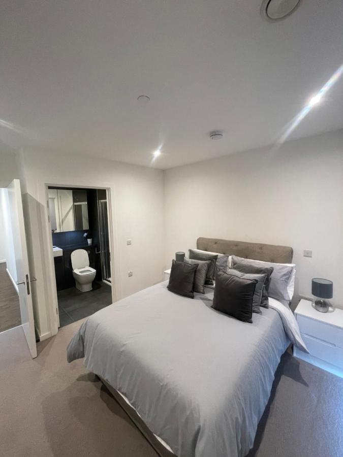 Immaculate 2Bed Apartment In London- City Views Eksteriør billede